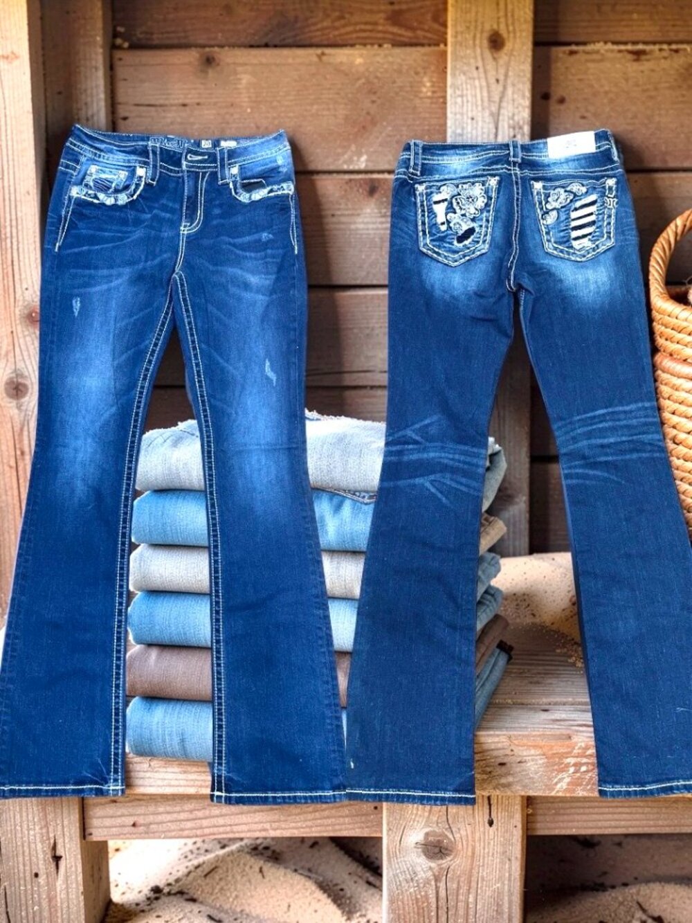 Y2K  Miss Me Jean Slim Boot 29"x33" Embellished  Rose Studs Ripped Dark Blue(79